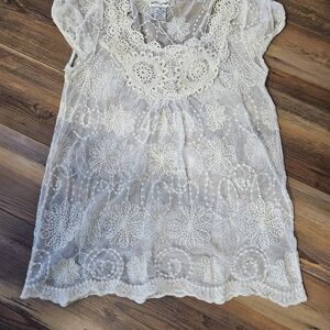Ultra Pink Cream Lace Blouse
